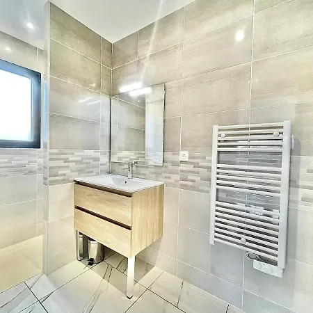 L'actuel,new Studio, Parking, Air Conditioning 滨海阿热莱斯